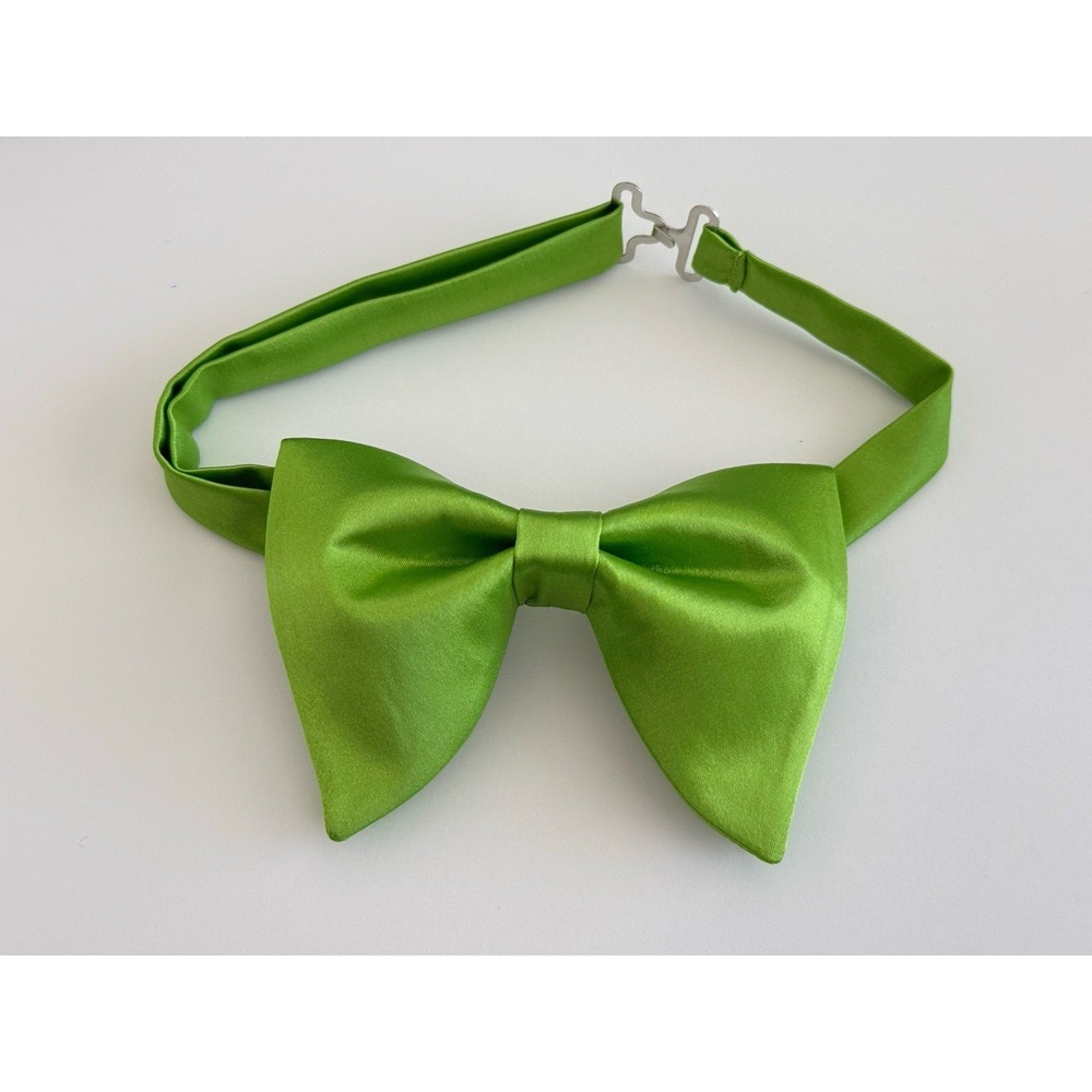 Handmade Lime Green Satin Bow tie Vintage style 70`s Bowtie‎ Pretied Formal Prom